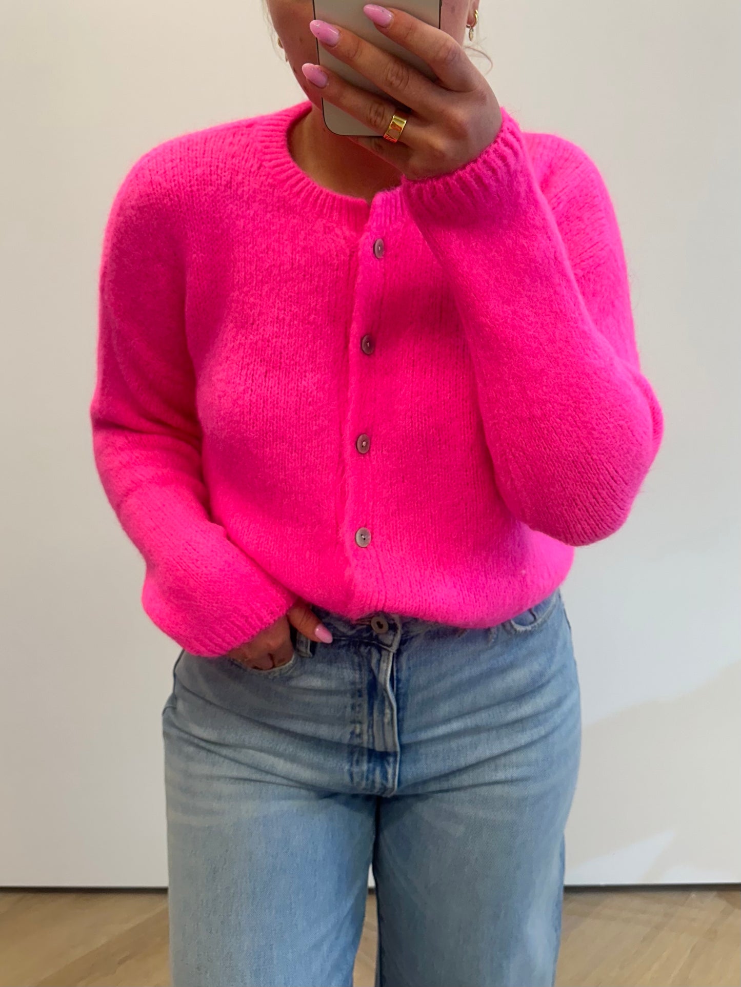 Bobbie cardigan neon pink