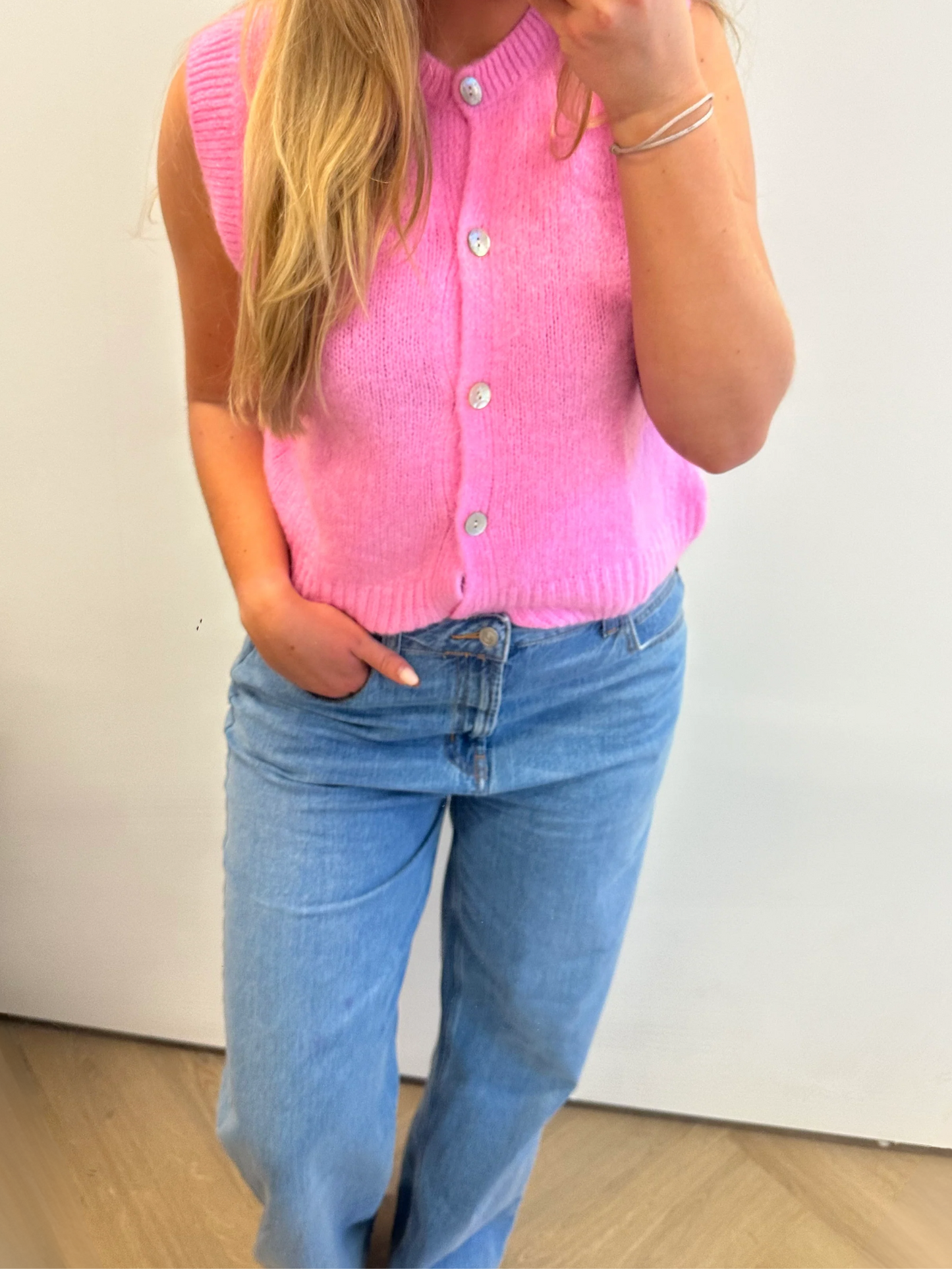 Bobbie gilet mohair bubblegum pink