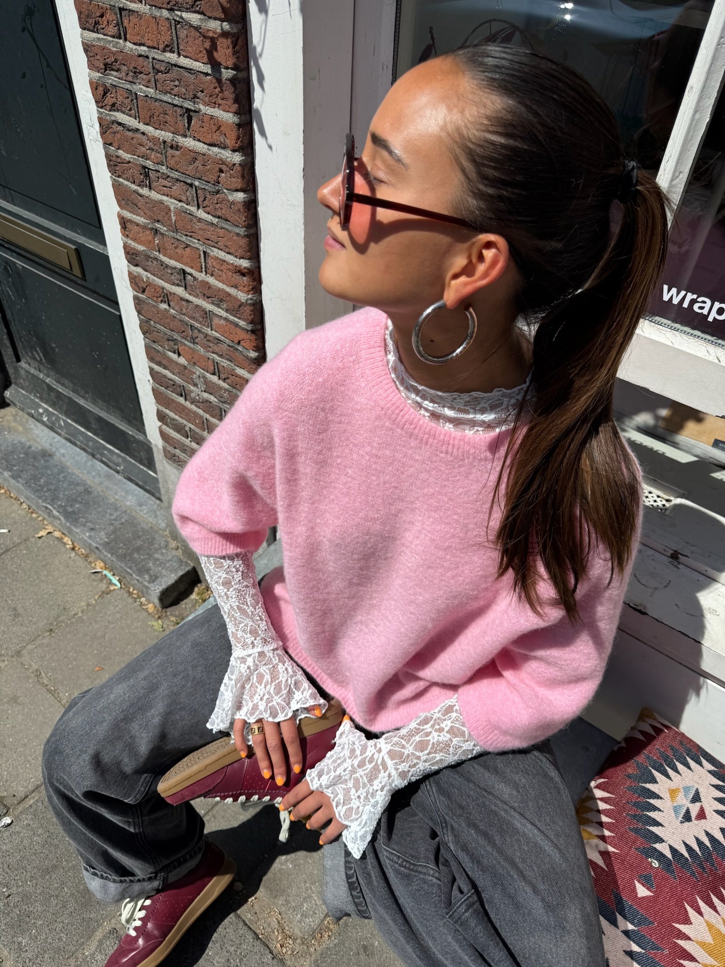 Lovely’s kanten top wit