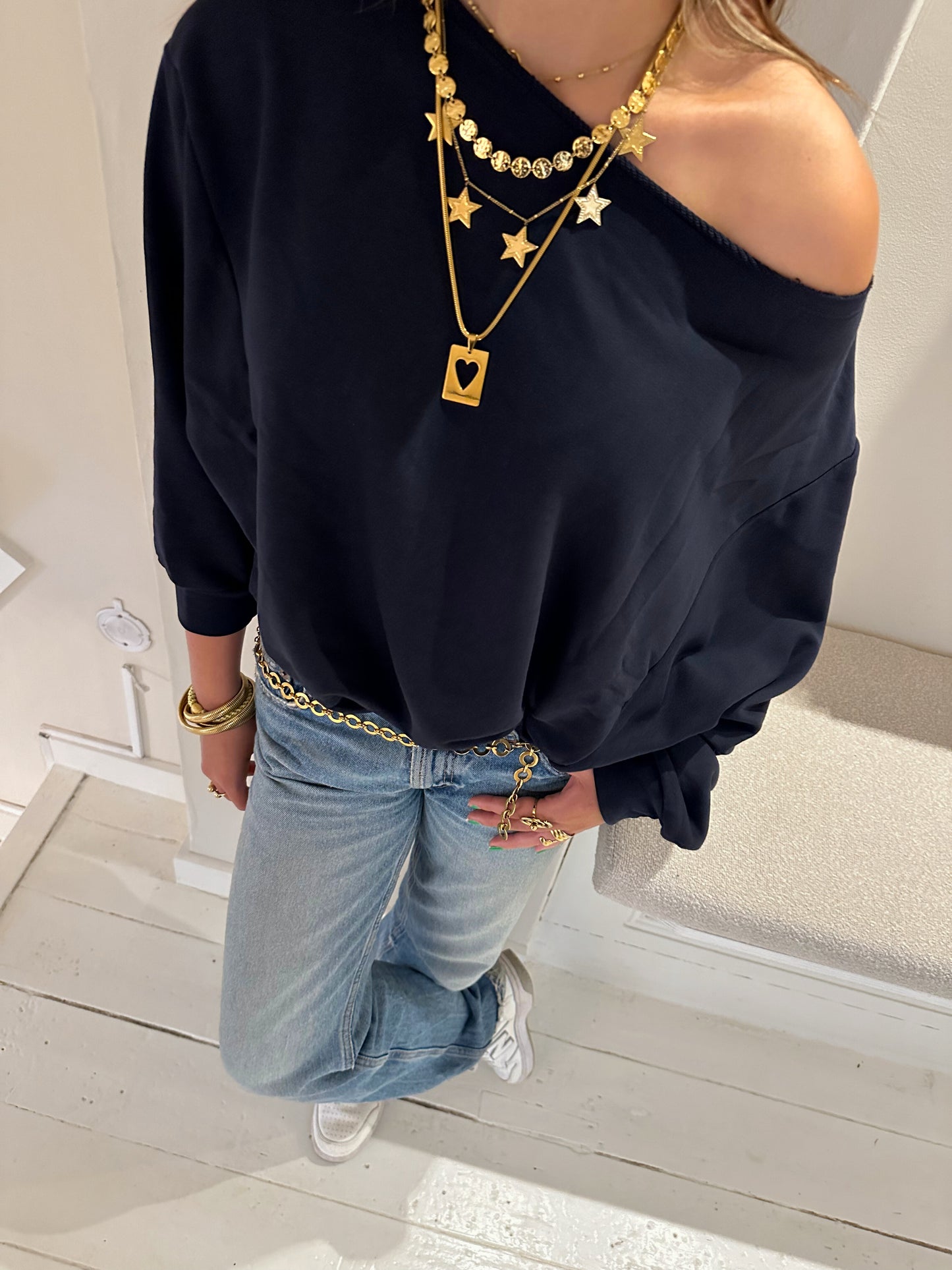 Lory off shoulder sweater navy